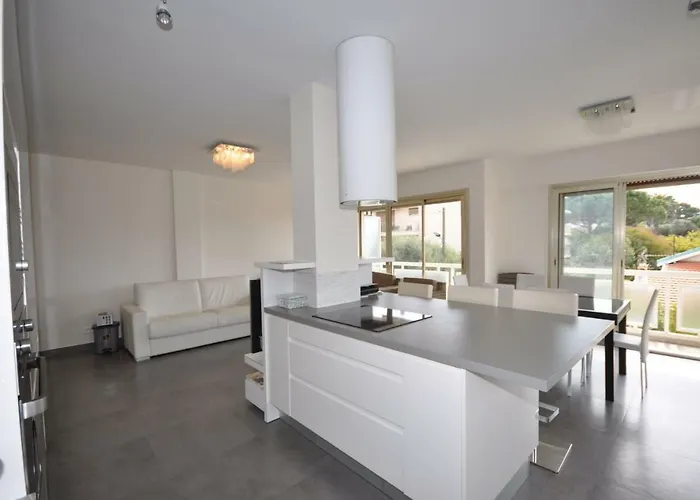 Splendide 3 Pieces Vue Apartament