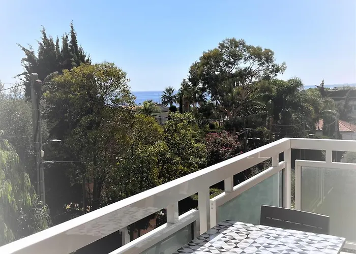 Splendide 3 Pieces Vue Apartment